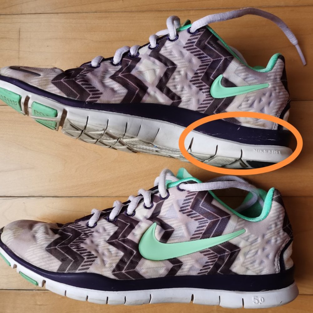 Nike Women's Free TR Fit 3 Print Training Sneakers - Picture 10 of 11